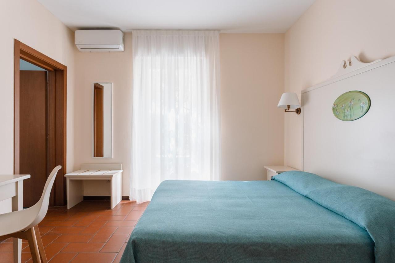 Hotel Milton Marina di Pietrasanta Ngoại thất bức ảnh